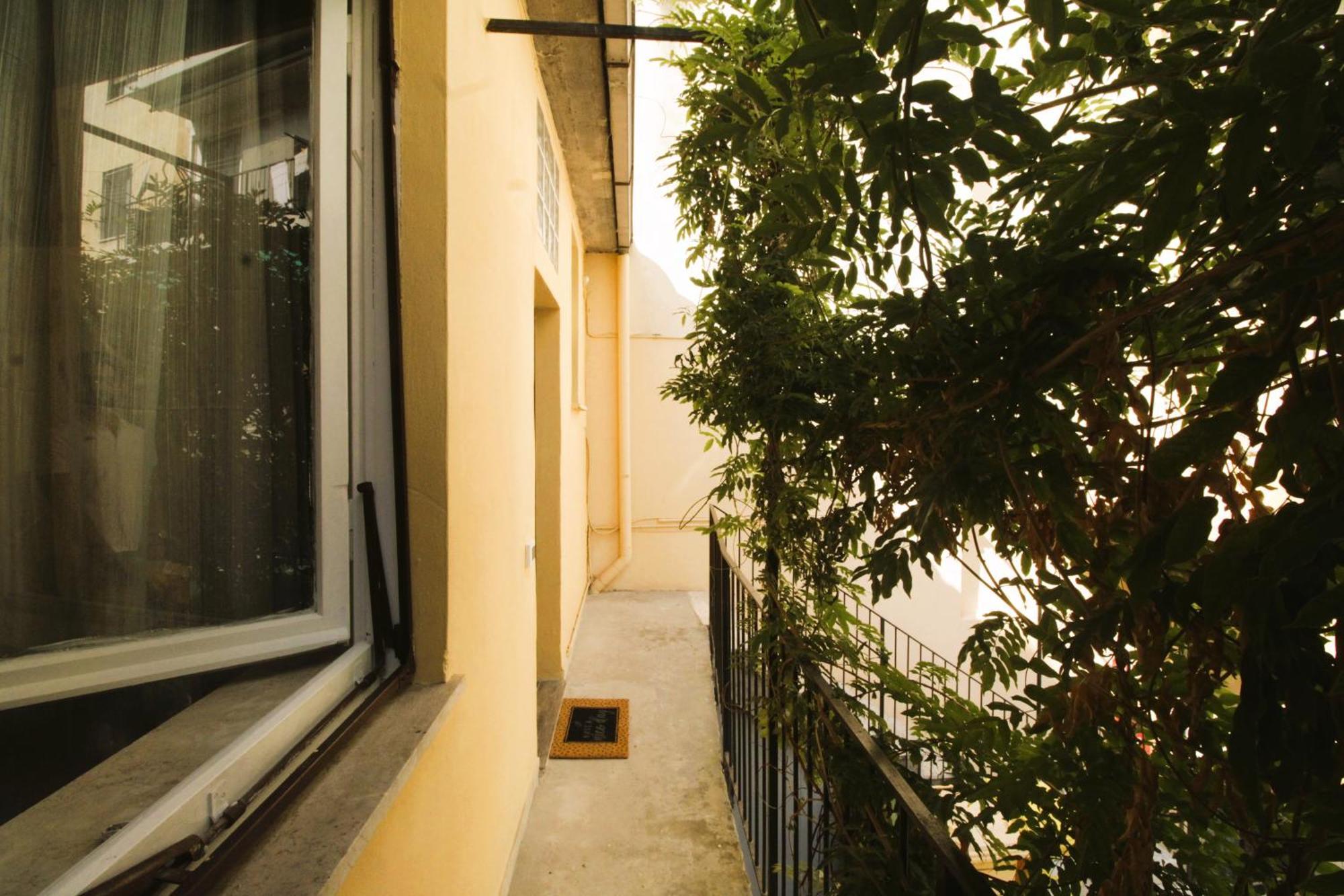 Elegante Suite Con Giardino In Centro Storico Παβία Εξωτερικό φωτογραφία