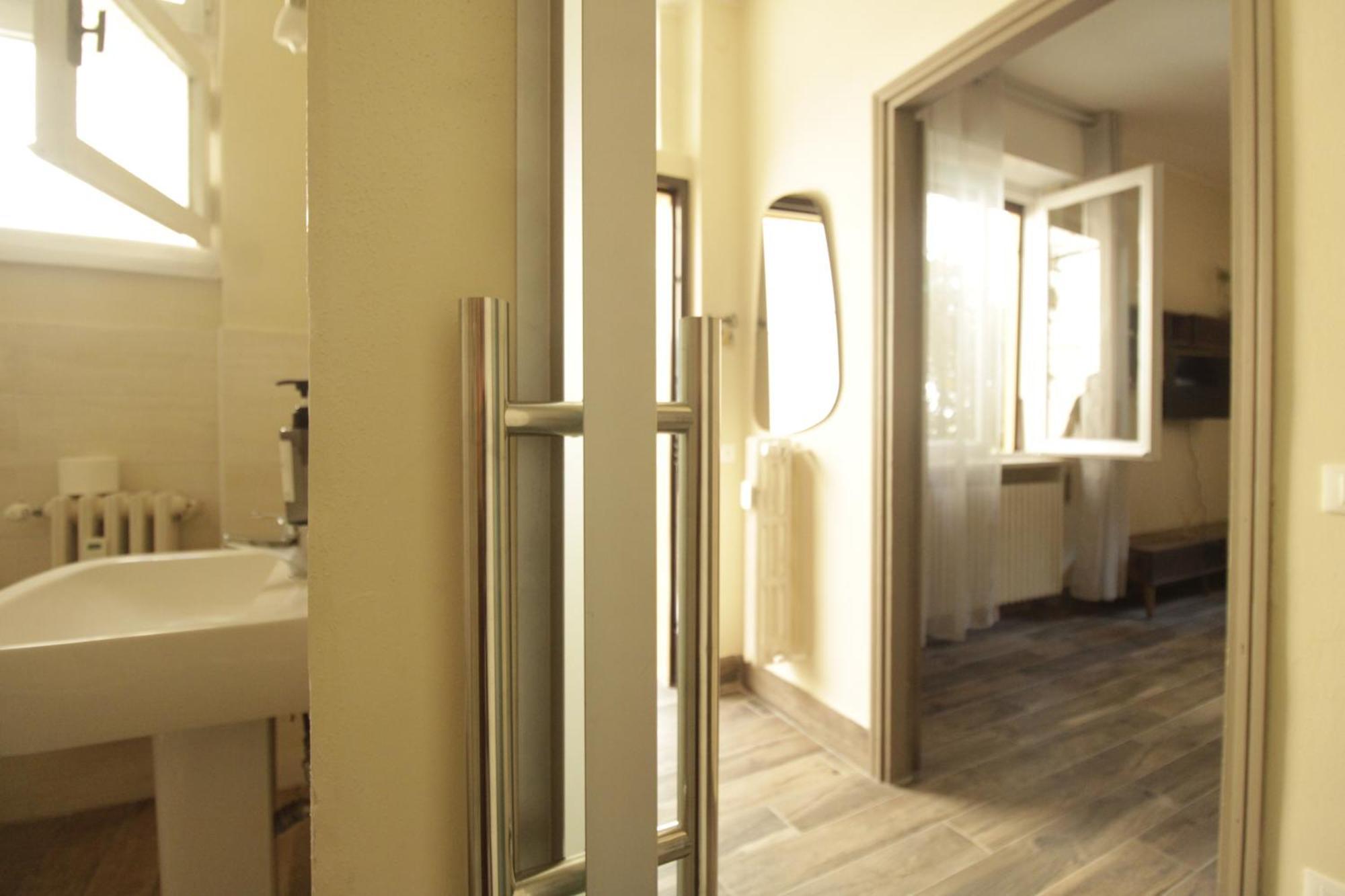 Elegante Suite Con Giardino In Centro Storico Παβία Εξωτερικό φωτογραφία