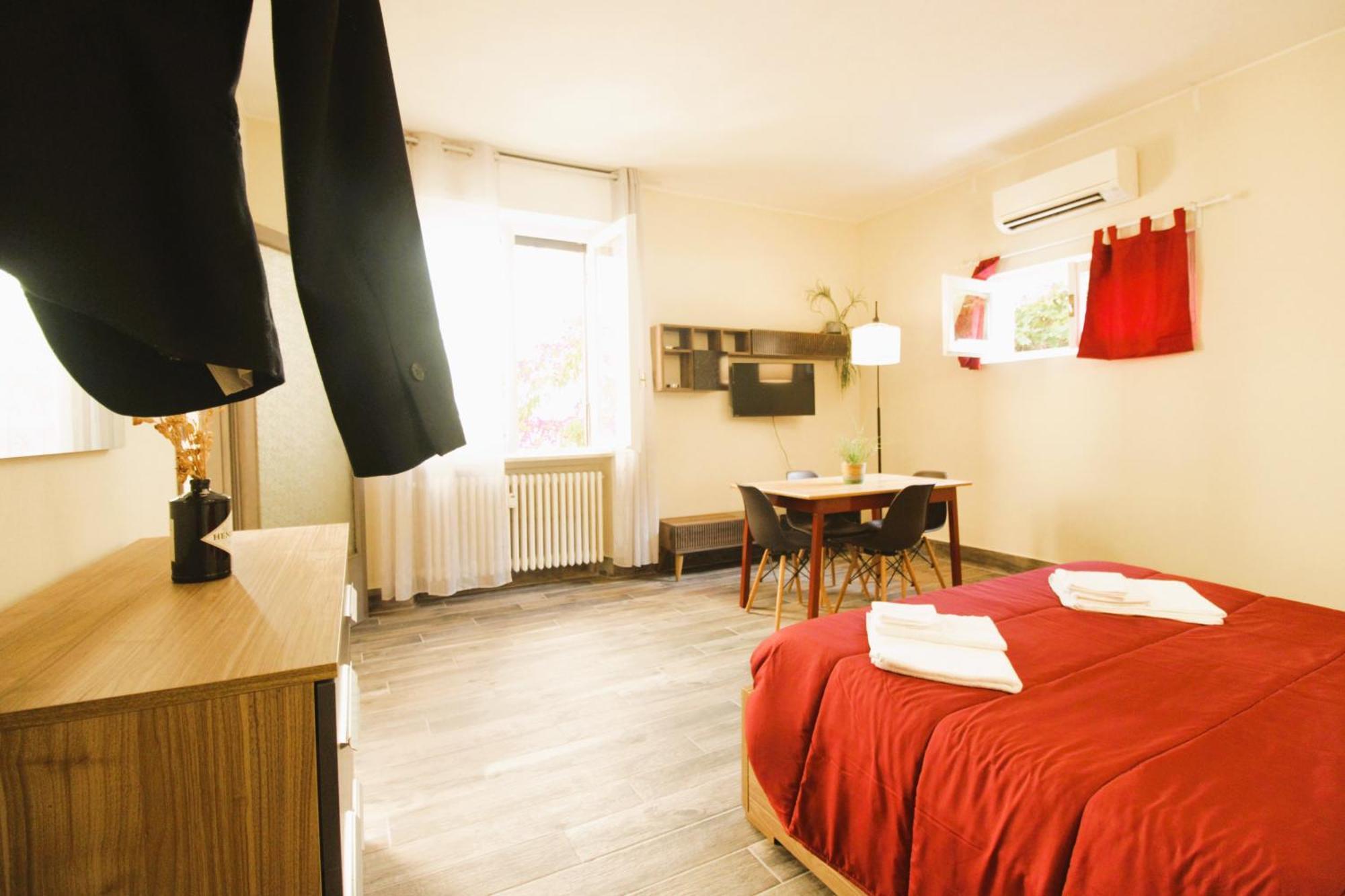 Elegante Suite Con Giardino In Centro Storico Παβία Εξωτερικό φωτογραφία
