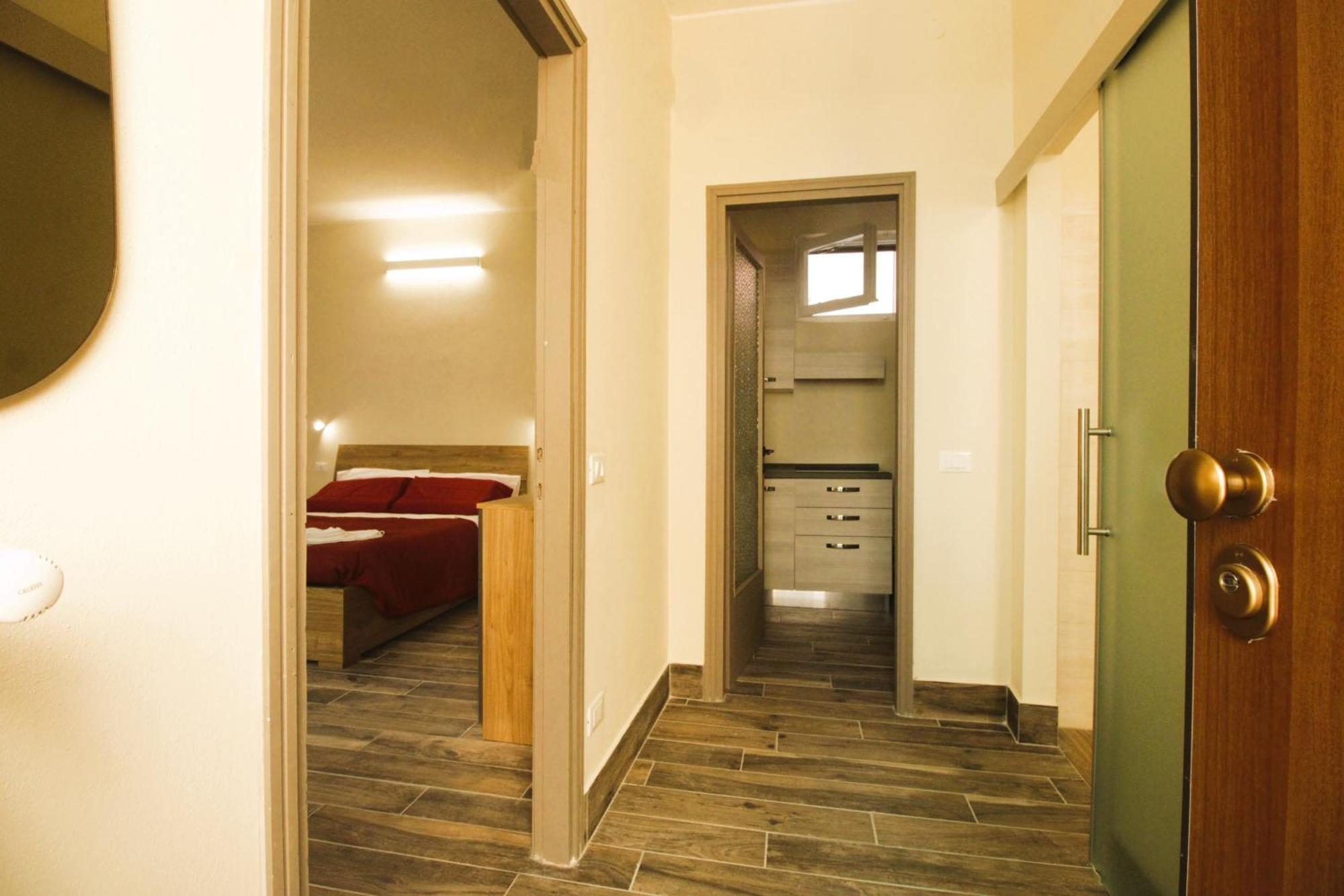 Elegante Suite Con Giardino In Centro Storico Παβία Εξωτερικό φωτογραφία